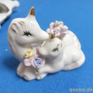 Keramik Einhorn m. Fohlen Baby dekoriert Blumen Pferd Pony weiß gold Phantasie und einzelnes Einhorn