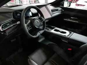 Mazda 6 EV 258PS 1AT RWD Takumi NAVI HUD SONY Bild 5