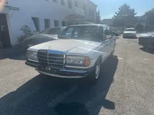 Mercedes-Benz 300 d