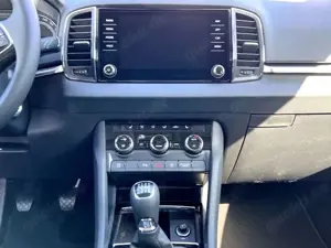 Skoda Karoq Clever 1,0 TSI 81 kW Bild 4