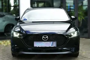 Mazda 3 2.5L e-SKYACTIV G 140ps 6AT FWD Centre-line DESI Bild 2