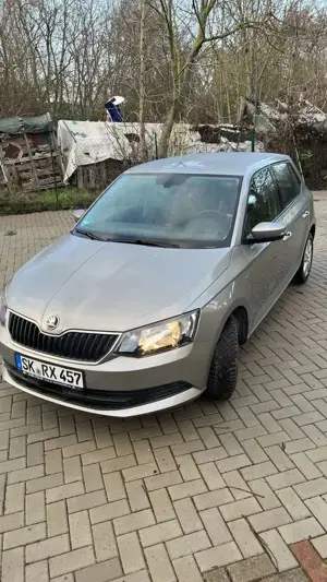 Skoda Fabia 1.0 MPI Ambition, TÜV+Bremsen+Allwetterreifen NEU