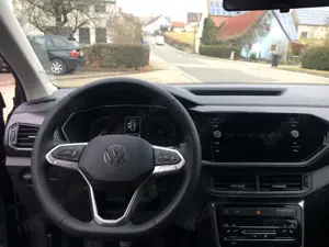 Volkswagen T-Cross 1,0TSi Life DSG Matrix ACC AHK App