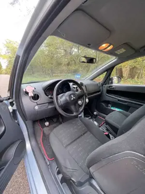 Mitsubishi Colt Bild 4