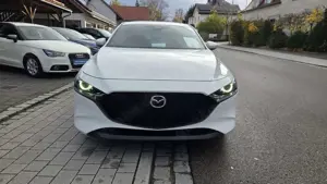 Mazda 3 als Center-Line mit DESI 6 Jahre Garantie Bild 2