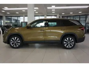 Skoda Kodiaq 2.0 TDI Selection 4x4 DSG AHK Matrix Kamera 19'' L Bild 3