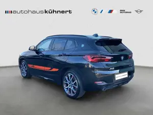 BMW X2 xDrive25e Edition ///M Mesh LED Pano StHzg HiFi DA Bild 4