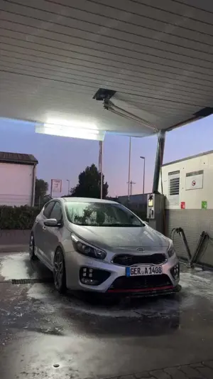 Kia Ceed / cee'd 1.6 T-GDI GT JD PERFOMANCE Bild 4