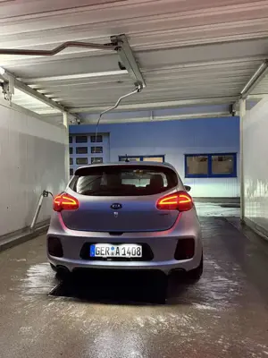 Kia Ceed / cee'd 1.6 T-GDI GT JD PERFOMANCE Bild 3