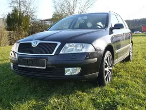 Skoda Octavia Combi Ambiente 2.0 TDI*AHK*PDC*Alu*TÜV*
