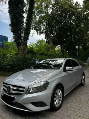 Mercedes-Benz A 180 A 180 BlueEfficiency
