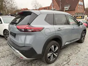 Nissan X-Trail Tekna*Vollausstattung*