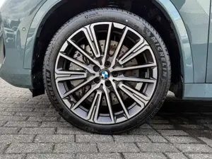 BMW X1 sDrive20i M Sportpaket * Lautsprechersystem harman Bild 4