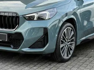 BMW X1 sDrive20i M Sportpaket * Lautsprechersystem harman Bild 3