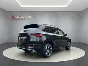 Skoda Karoq Sportline 1,5TSI DSG AHK-Pano-Matrix-Voll Bild 5