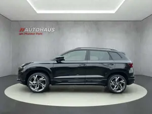 Skoda Karoq Sportline 1,5TSI DSG AHK-Pano-Matrix-Voll Bild 2