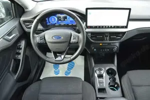 Ford Focus 1.5 EcoBlue Titanium X Matrix LED Navi AHK elektr. Bild 4