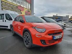 Fiat 600e "La Prima" - LED, Navi, 18" Alu, etc.