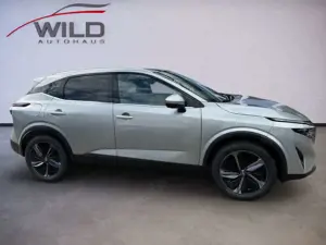 Nissan Qashqai 1.3 DIG-T MHEV Tekna Matrix LED 360° Pan Bild 5