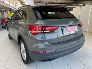 Audi Q3 2.0 TDI 35+Business Paket+Navi+Kamera+Klimaa+ Bild 4
