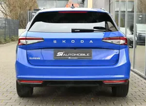 Skoda Superb 2.0 TDI DSG Selection Combi *ACC*PANO*CANTON* Bild 4