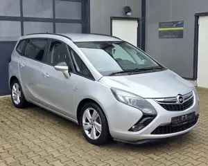 Opel Zafira Tourer Drive 2.0CDTI / Automatik / 7 Sitzer