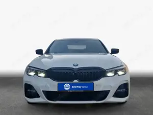 BMW 330 i Aut. M Sport Head-Up LED Head-Up Bild 4