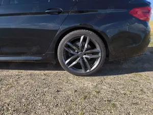 BMW 520 i Touring Aut. M Sport Edition LED NAVI LEDER 20" Bild 5