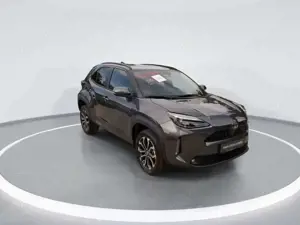 Toyota Yaris Cross Hybrid 130 1.5 VVT-i Teamplayer (XPB1) Bild 2
