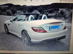 Mercedes-Benz SLK 350 SLK 350 (BlueEFFICIENCY) 7G-TRONIC Bild 2