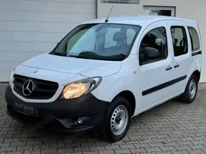 Mercedes-Benz Citan Kombi 111 CDI lang/Navi/AHK/Klima/PDC/5-Si