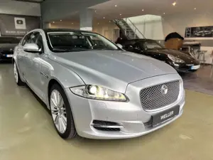 Jaguar XJ 3.0D Premium Luxury Long BW Sound-Mega Voll! Bild 3