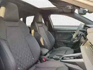 Audi S3 Titan*Carbon*Adapt.Fahrwerk*360° Bild 4