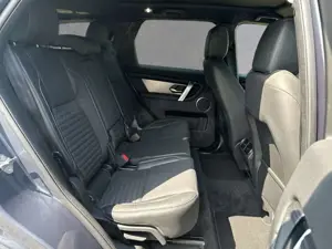 Land Rover Discovery Sport D200 Dynamic SE AHK Pano Matrix Winter-Paket Bild 5