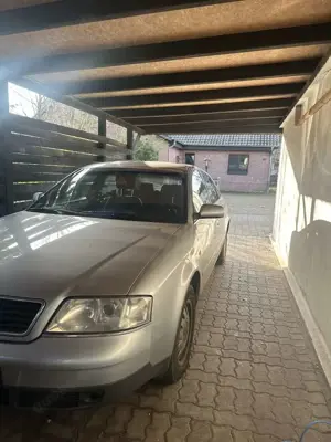 Audi A6 2.4