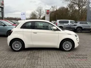 Fiat 500e 3+1+Klimaaut.+Keyless+Tempomat+Schildererkennung Bild 4
