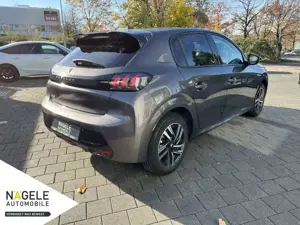 Peugeot 208 Allure Pack 1.2 PT 100 AUT NAVI | SHZ | RFK Bild 5