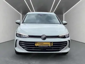 Volkswagen Passat Variant 1.5 eTSI Business DSG *HuD*R-CAM* Bild 5