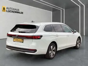 Volkswagen Passat Variant 1.5 eTSI Business DSG *HuD*R-CAM* Bild 3