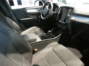 Volvo XC40 B3 Plus Black Edition Klima Rückfahrkamera Bild 5