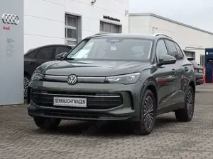 Volkswagen Tiguan 1.5 eTSI DSG Life "Design"- Navi / AHZV