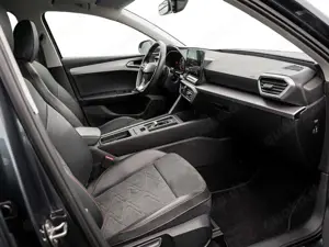 SEAT Leon Sportstourer 1.5 TSI FR DSG AHK PANO LED Bild 2