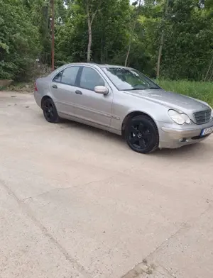 Mercedes-Benz CL 180