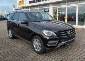 Mercedes-Benz ML 350 CDI BlueTec AHK Xenon PDC Navi