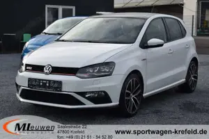 Volkswagen Polo V GTI  *PANO*NAVI*17" ALU*SITZHZG*PDC*CAM