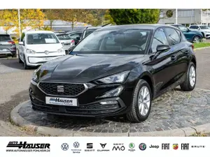 SEAT Leon 1.5 eTSI DSG Road Edition NAVI KAMERA PARK ACC LED