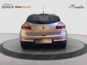 Renault Megane III Lim. 5-trg. 2.Hand/Navi/Klima/Bluet Bild 4