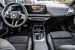 BMW 214 220 Gran Coupe M Sport HUD har/kar 360 SHZ Bild 4