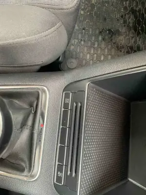 Volkswagen Tiguan 2.0 TDI DPF 4Motion Sport  Style Bild 4