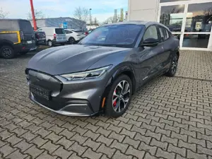 Ford Mustang Mach-E Basis AWD